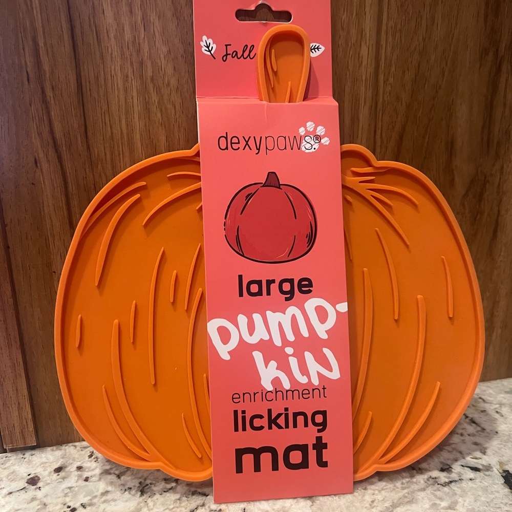Large Orange Pumpkin Dog Licking Mat